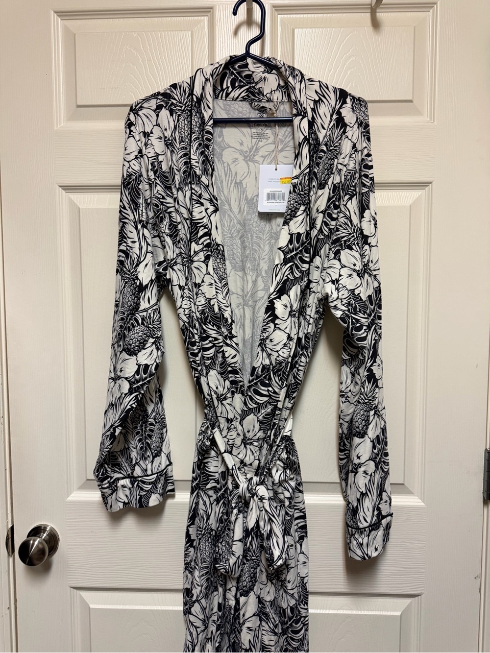 Black & White Floral Robe
